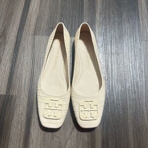 Tory Burch Cream Croc-Embossed Flats